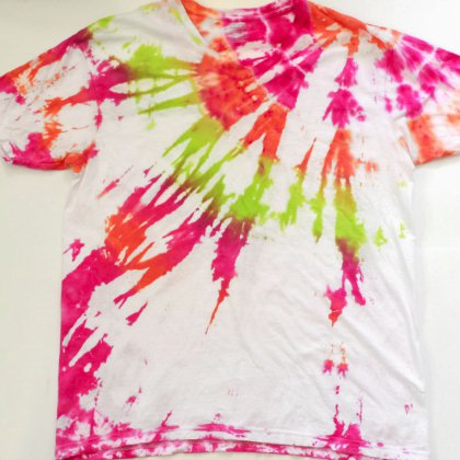 Tie and Dye for T-shirts and Sheets