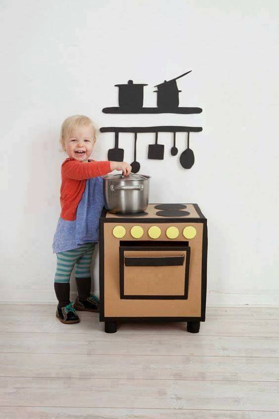 Things Parents Made for Their Kids With a Cardboard Box A Miniature Kitchen Set