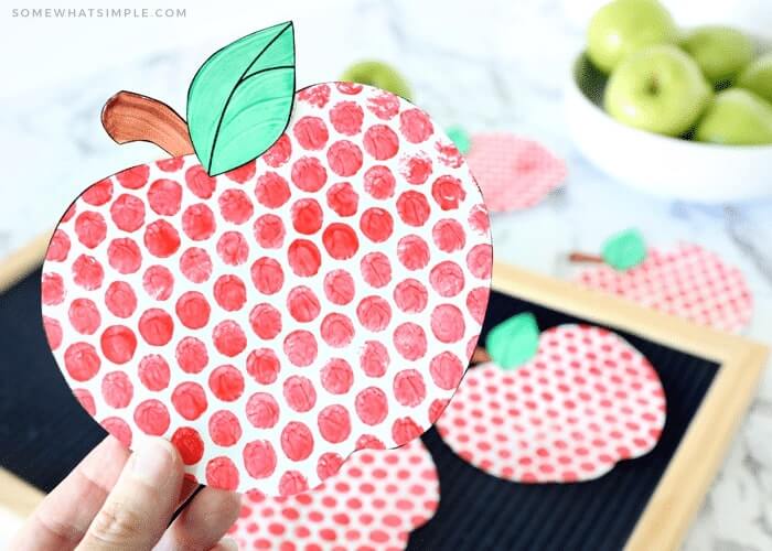 Easy Apple Bubble Wrap Painting Craft Activity For Toddlers