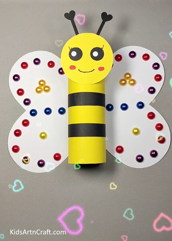 Artistic Bee Craft For Kids Using Cardboard Roll